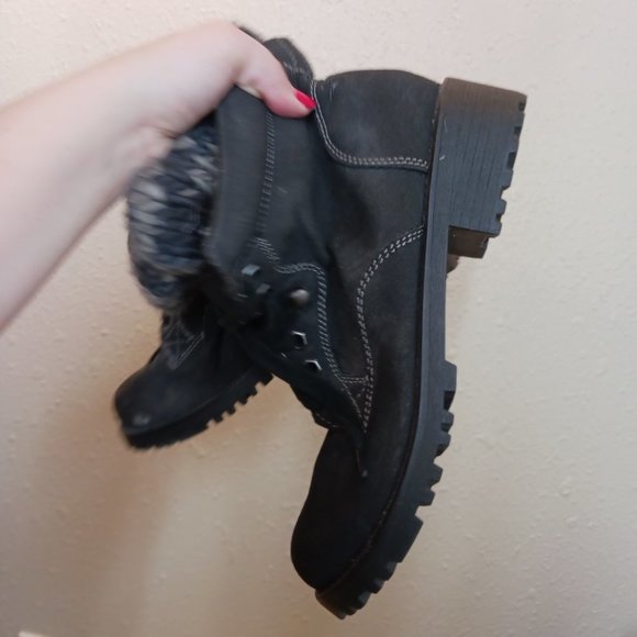 UNIONBAY Women's Stockholm Fashion  Sweater Ankle Bootie Boot Black Suede Size 9 - Picture 3 of 6